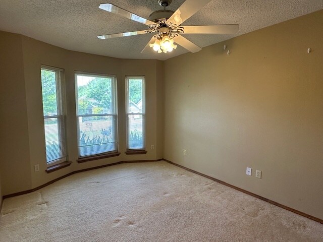 Building Photo - 9 Canyon Rim Dr