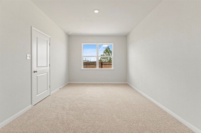 Building Photo - 8947 New Jade Dr