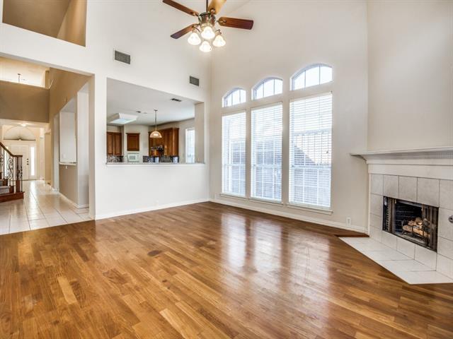 Building Photo - 2337 Ravenhurst Dr