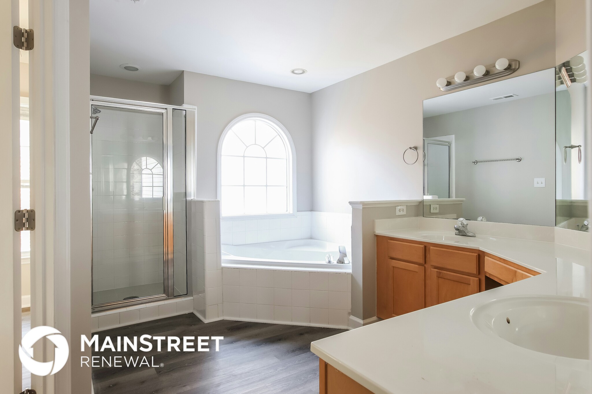 Building Photo - 808 Siena Dr