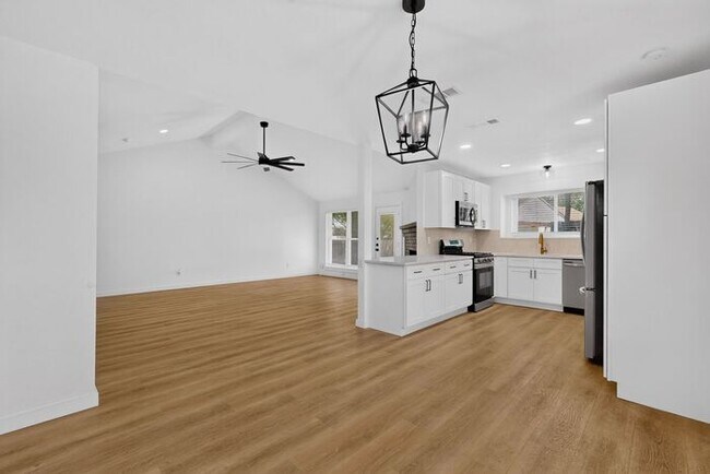 Building Photo - Gem In Flower Mound Waiting On You!!!