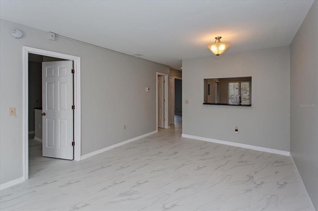Building Photo - 2232 Stonington Ave
