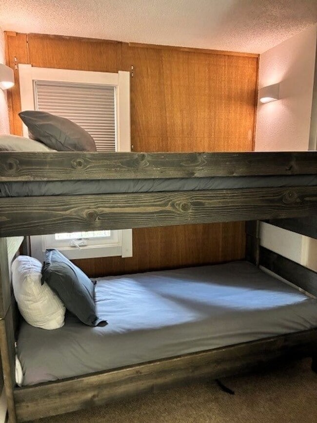 Building Photo - Long Term Rental- Gold Camp #69