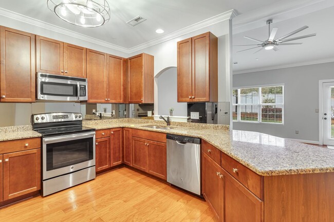Building Photo - 1692 Preston Woods Dr