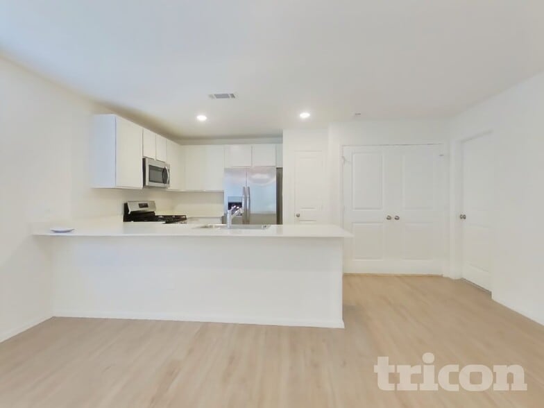 Building Photo - 17122 Quaking Aspen Ln