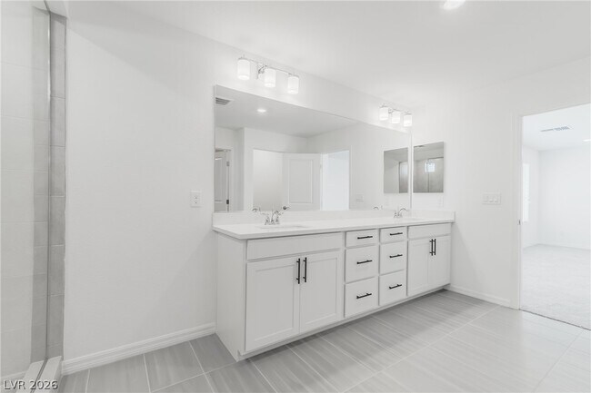 Building Photo - 7685 Vibrant Peak Ave