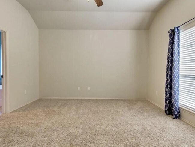 Building Photo - 16301 Iron Tree Ln