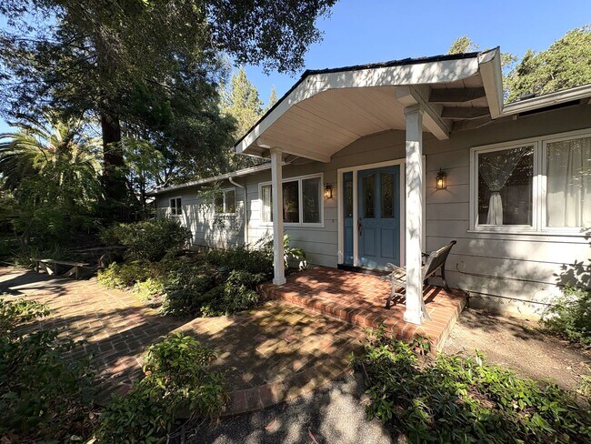 Building Photo - Beautiful Serene 4-Bedroom Home on a Gated...