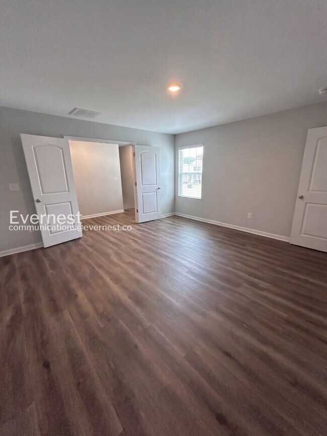 Building Photo - 1326 Bryson Ln