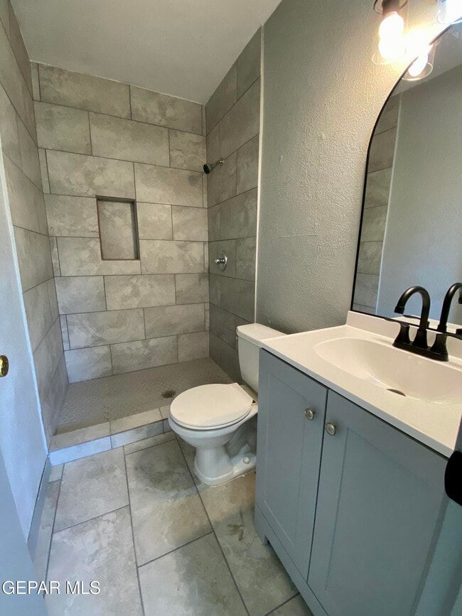 Building Photo - 4708 Frankfort Ave