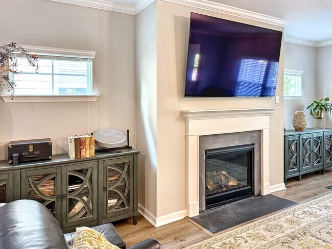 Building Photo - 524 Harbour Pointe Dr