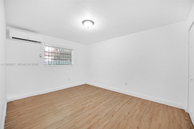 Building Photo - 641 NW 2nd St