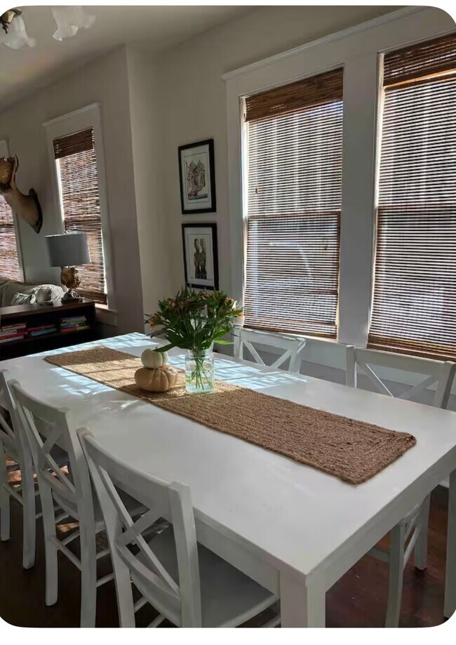 Building Photo - 2037 Stanford Ave