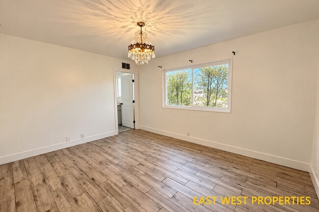Building Photo - 10322 Maikai Dr