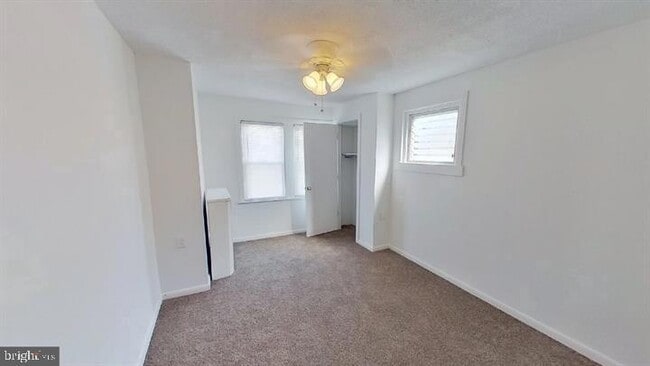 Building Photo - 5918 Malta St