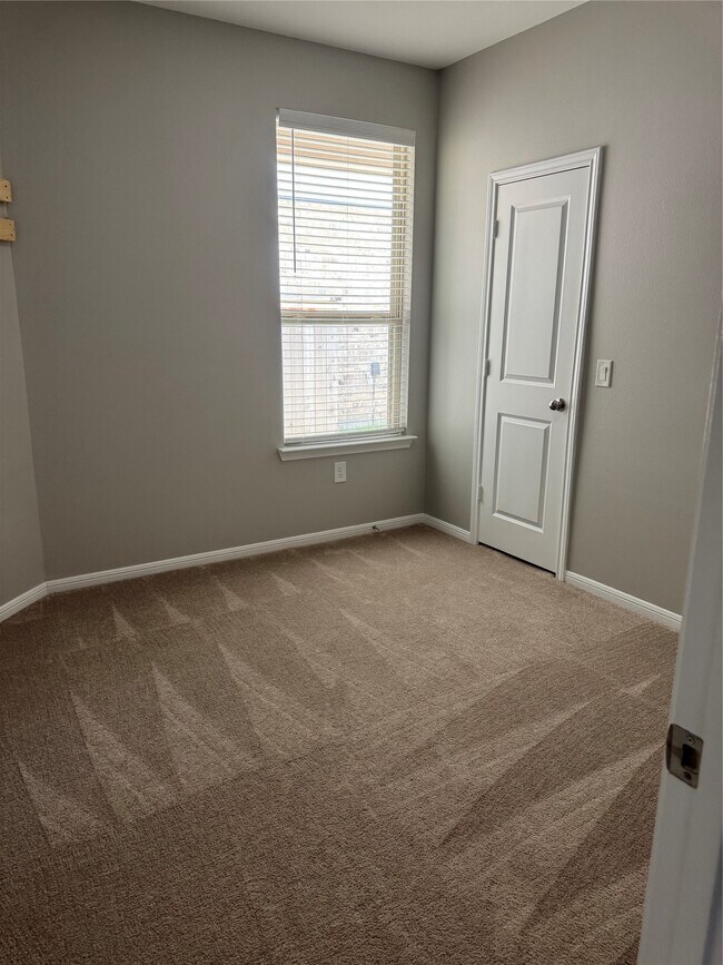 Building Photo - 14522 Rustic Birch Dr