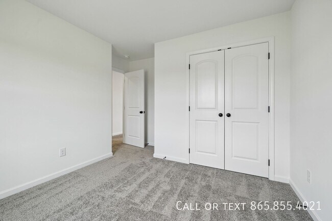 Building Photo - 515 Forsberg Ct