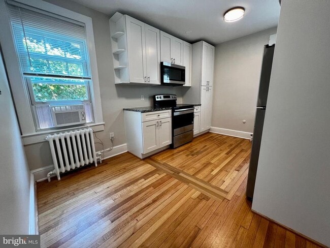 Building Photo - 1509 N Garfield St