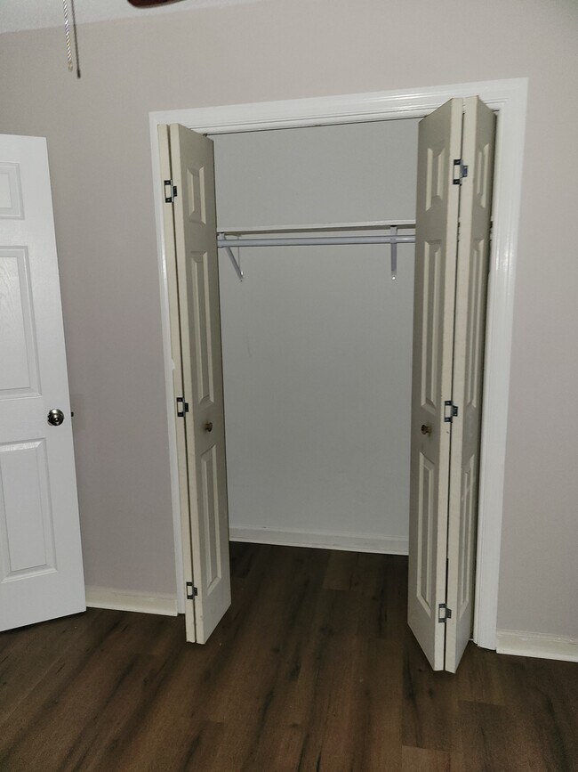 Bedroom 2 - 522 Sunrise Ct