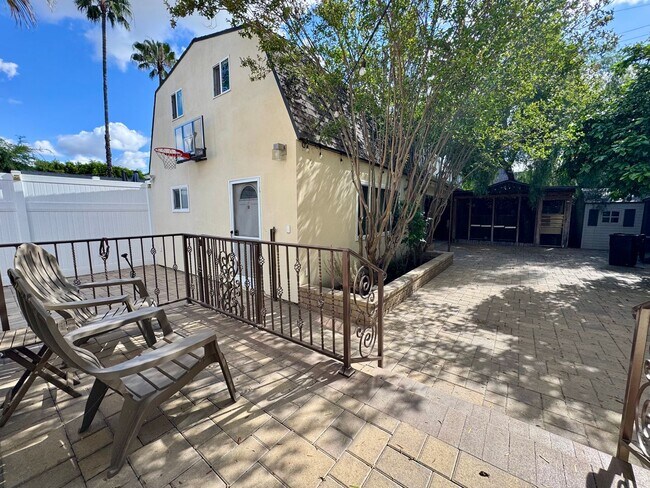 Building Photo - Peaceful North Hollywood street, charming three-bedroom, three-bathroom residence