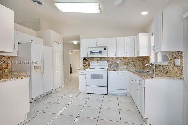 Building Photo - 12357 SW 144th Terrace