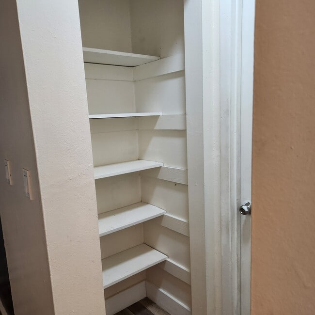 Additional clothes - 2343 Weber St