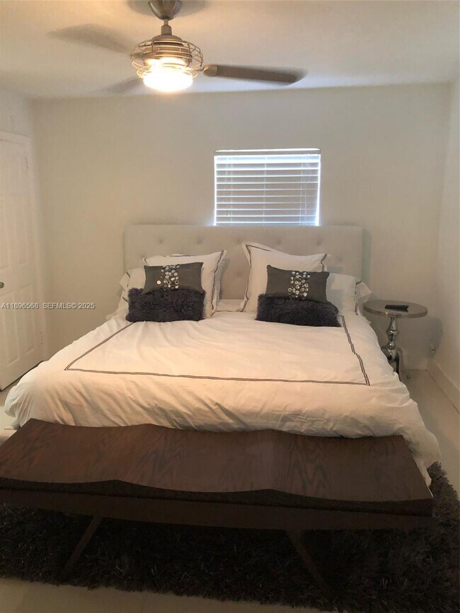 Building Photo - 1918 Liberty St