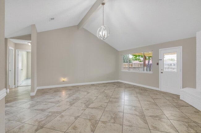 Building Photo - 7431 Ridgeberry Dr