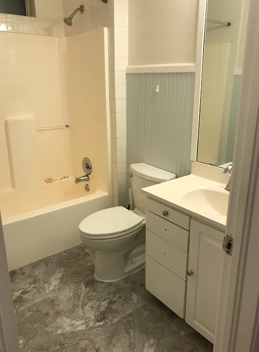 Upstairs Bathroom - 196 S 1000 E