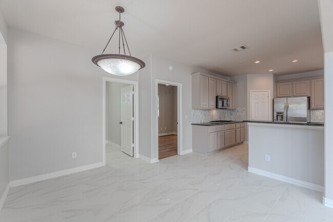 Building Photo - 63 W Artist Grove Pl