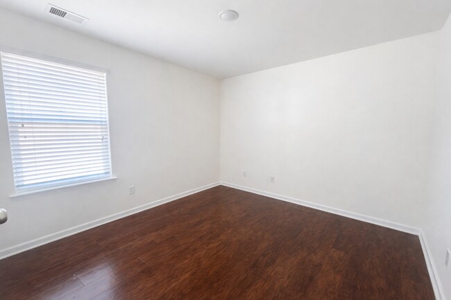 Building Photo - 89 Roseberry Cir