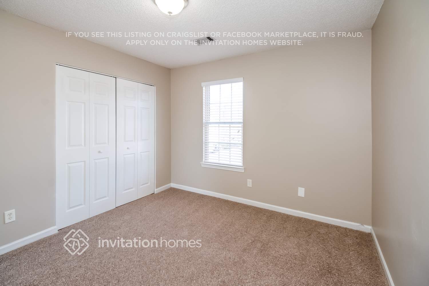 Building Photo - 1069 Meadow Glen Cir