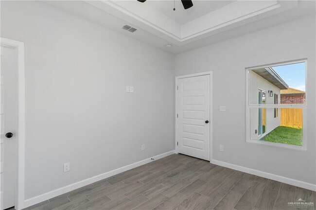 Building Photo - 13 San Pascual St