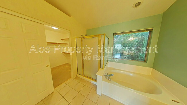 Building Photo - 491 W Ebony Way