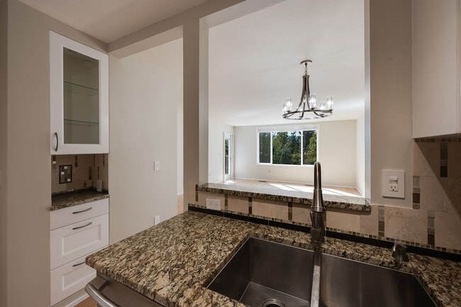 Building Photo - 4152 Providence Point Dr SE