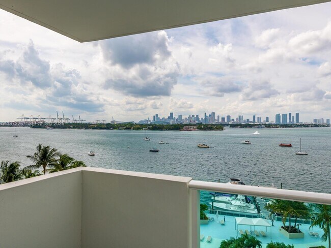 Building Photo - 1200 West Ave