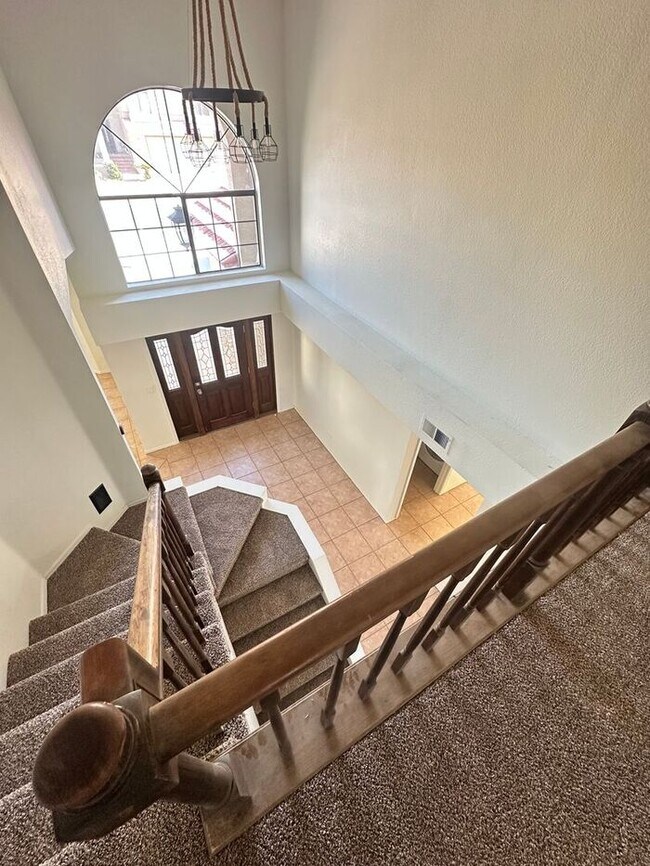 Building Photo - 946 N 59th St