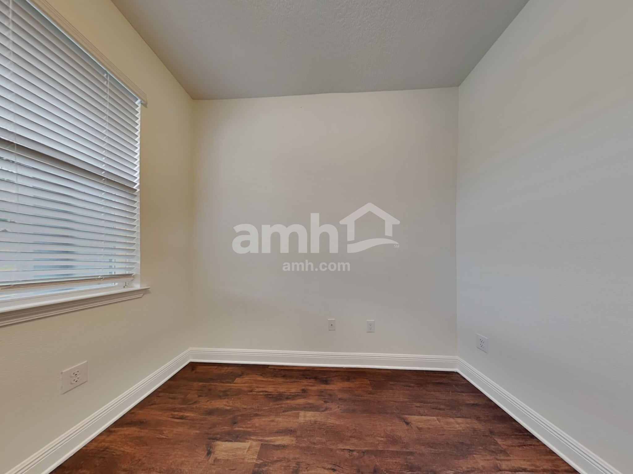 Building Photo - 20200 Calla Lily Dr