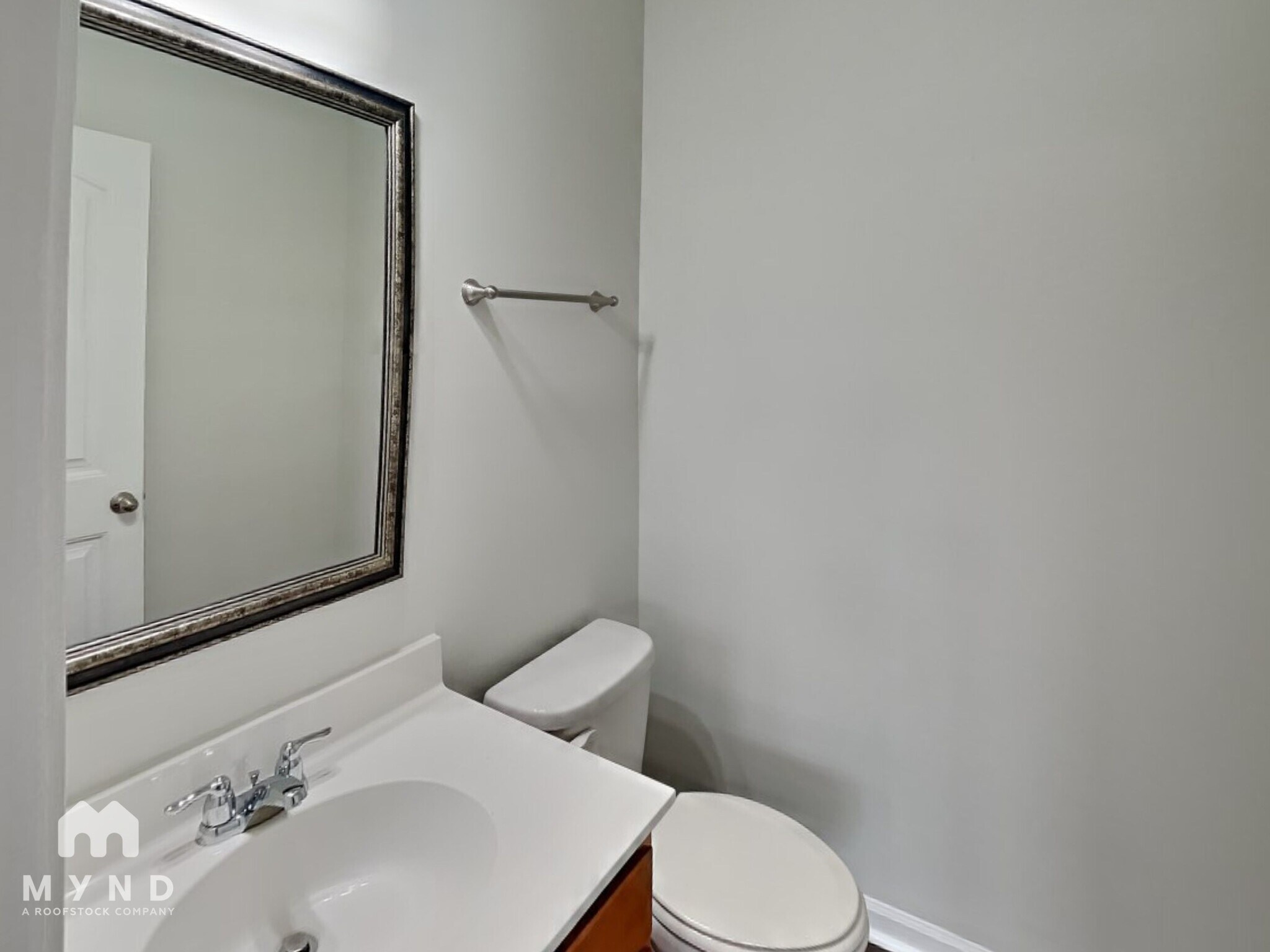 Building Photo - 397 Sand Bay Dr SW