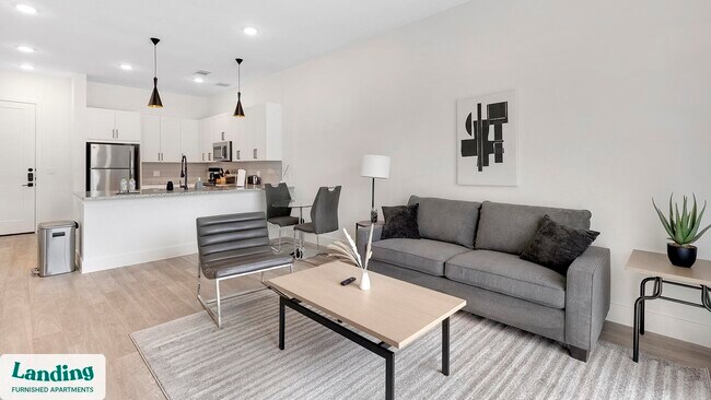 Building Photo - 650 E Sycamore St