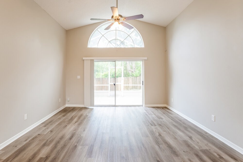 Building Photo - 7920 Oakstone Ct
