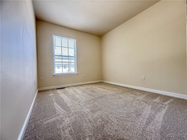 Building Photo - 2820 Goyne Loop