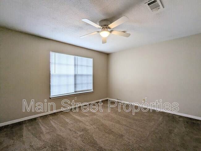 Building Photo - 6220 Lanier Dr