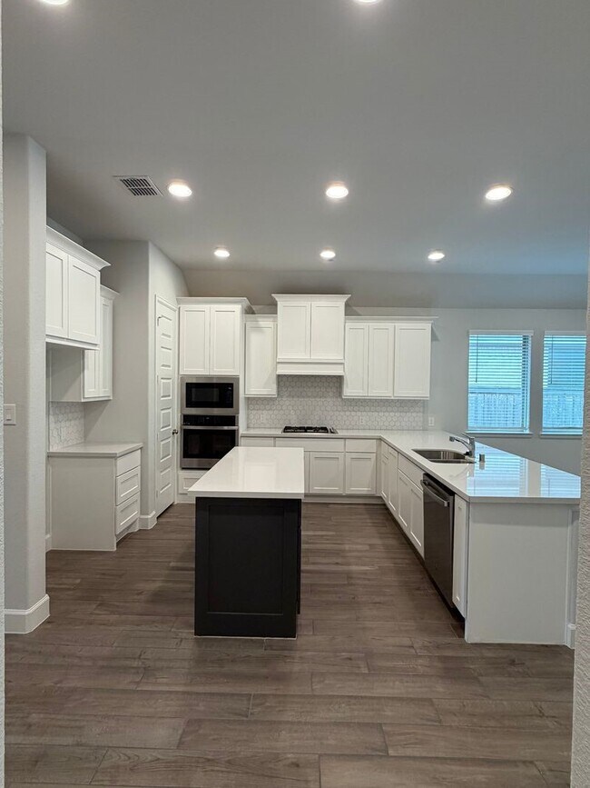 Building Photo - 107 Harlequin Duck Ct