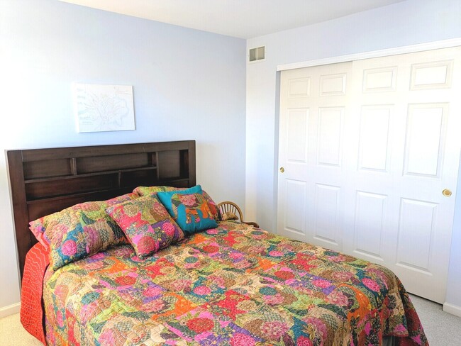 Building Photo - 2927 Falling Waters Ln