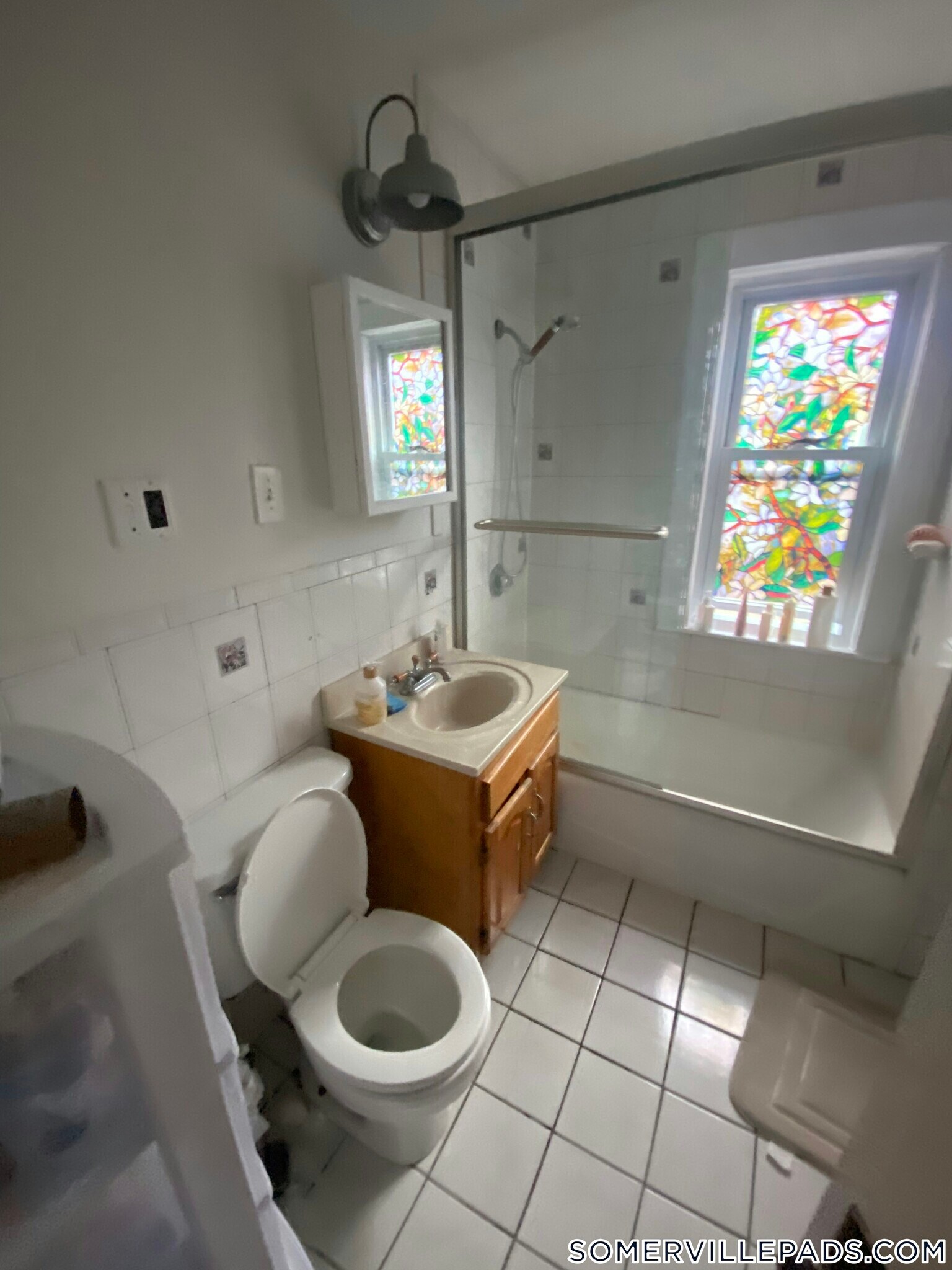 Building Photo - 197 College Ave