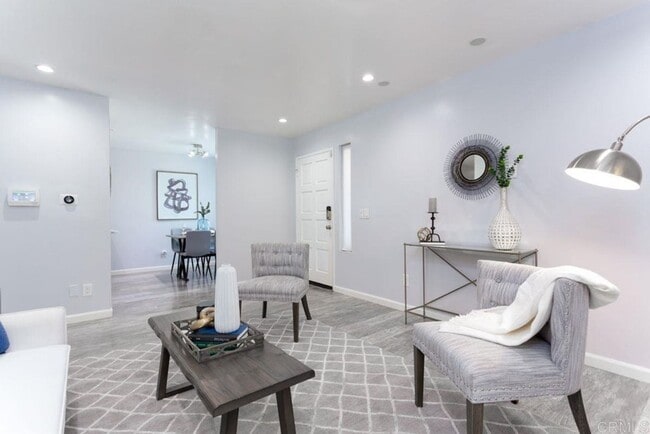 Building Photo - Santee 2 Bedroom 2 Bath Condo with Garage