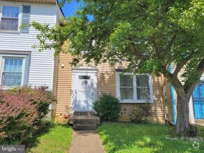 Building Photo - 7626 Green Willow Ct