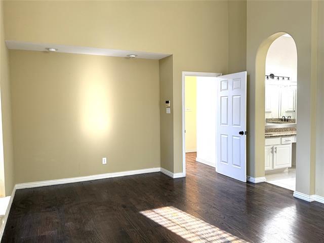 Building Photo - 2704 Meadow Hills Ln