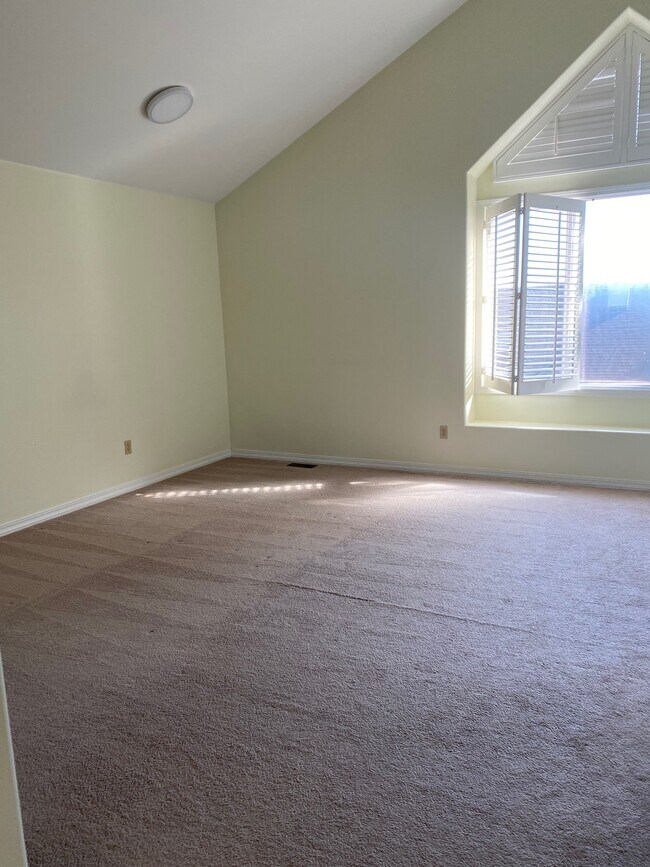 Building Photo - 7323 Old Redmond Rd